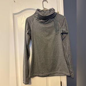 Women’s Nike turtle neck thermal